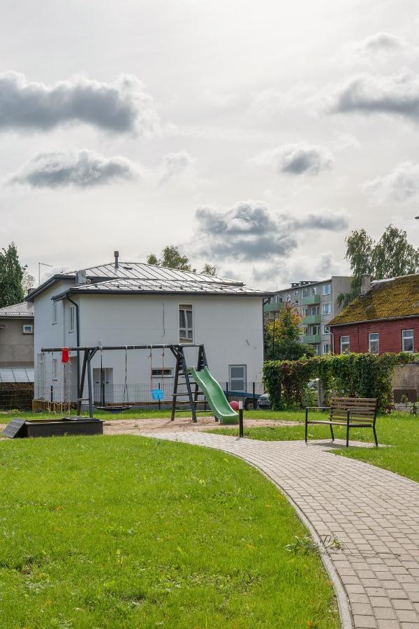 Tartukodu Narva Mnt 101A-1 Apartment Luaran gambar